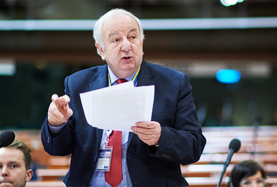 Lord Foulkes (Royaume-Uni, SOC)