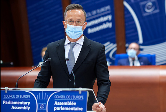 Péter Szijjártó, Ministre des Affaires étrangères et du Commerce de la Hongrie, Président du Comité des Ministres du Conseil de l'Europe