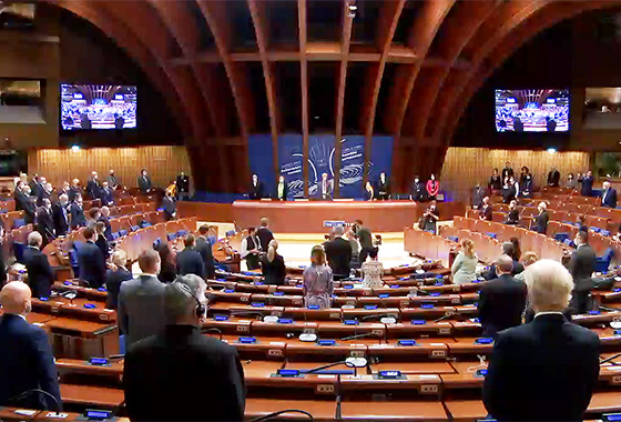 Ukraine minute de silence 