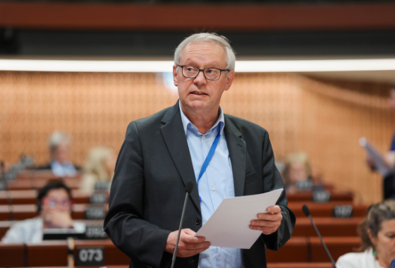 PACE calls on states to reconsider the use of intermediate weapons in the context of maintaining order during demonstrations